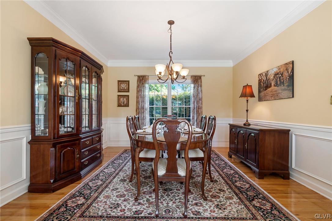 3315 North Bay Hill Drive