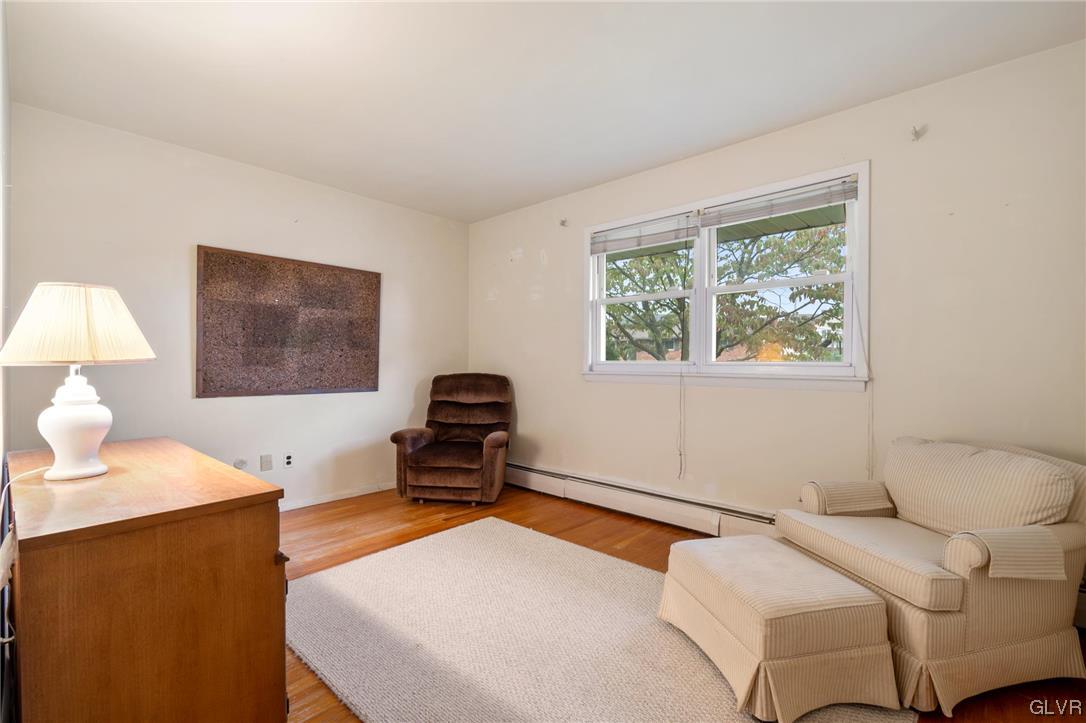 7302 Hillcrest Drive