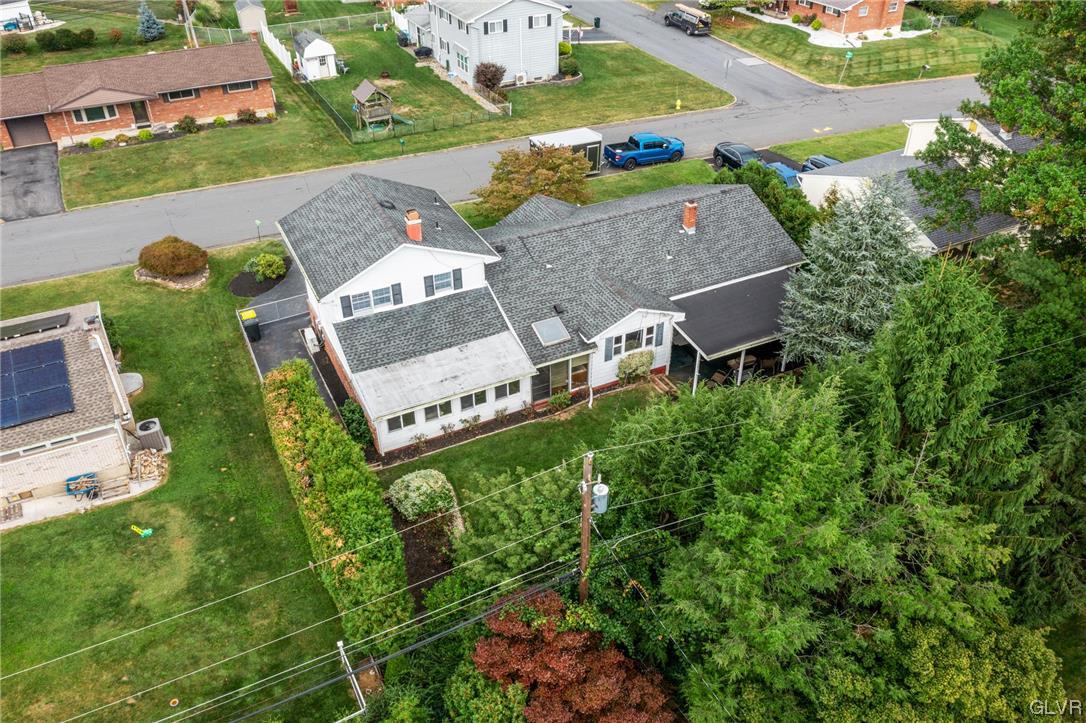 7302 Hillcrest Drive