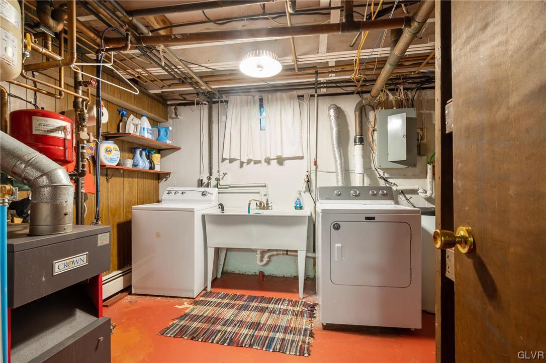 7302 Hillcrest Drive