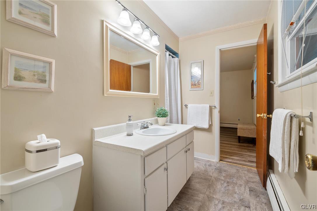 7302 Hillcrest Drive