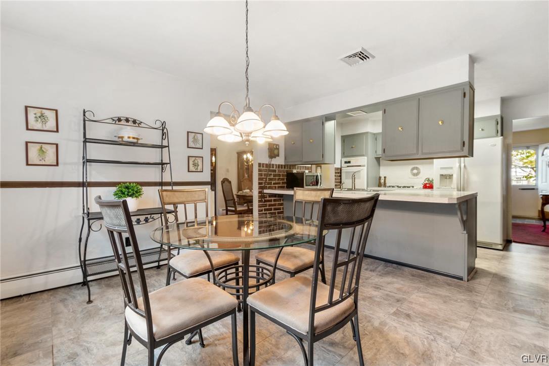 7302 Hillcrest Drive