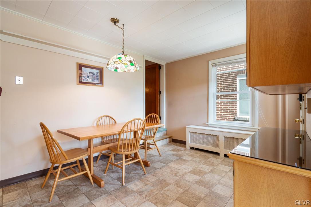 1918 West Washington Street