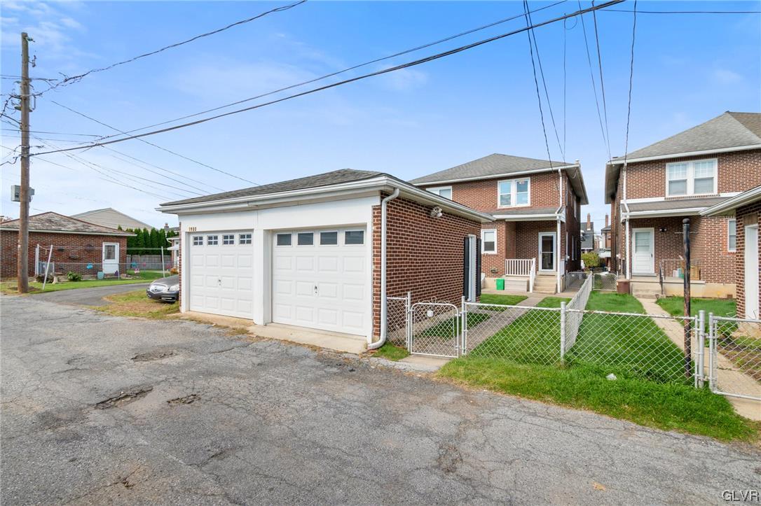 1918 West Washington Street