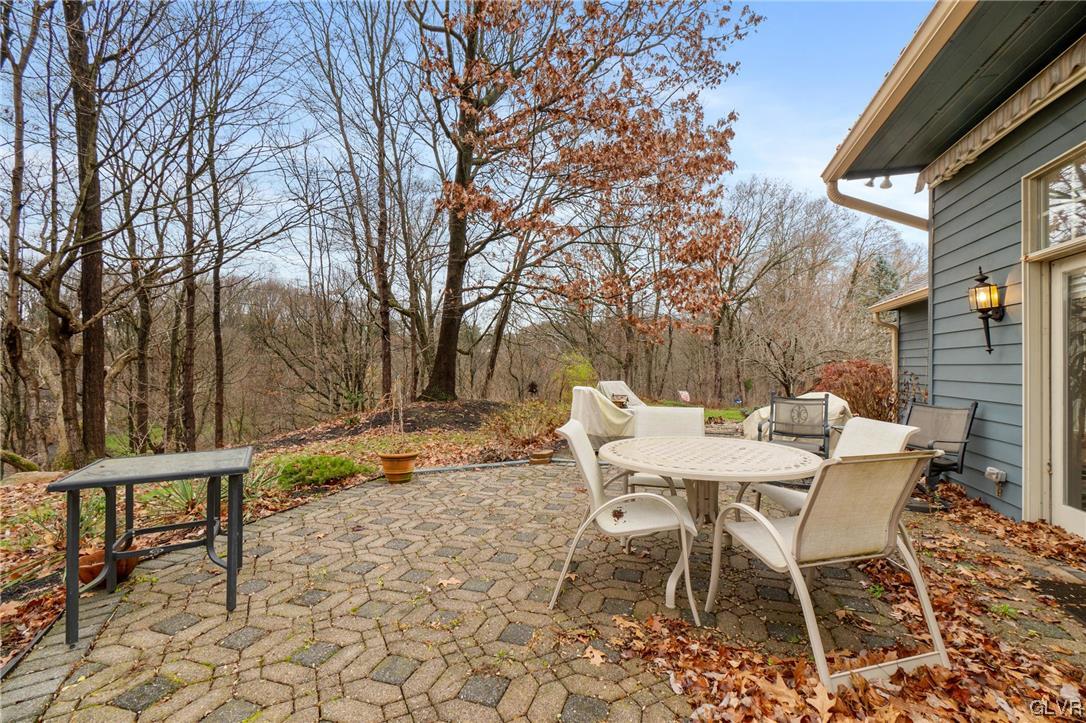 2882 Sheffield Drive