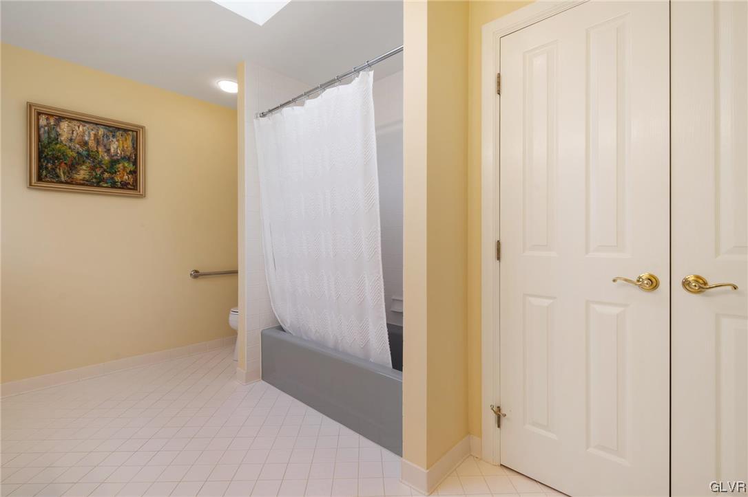 2882 Sheffield Drive