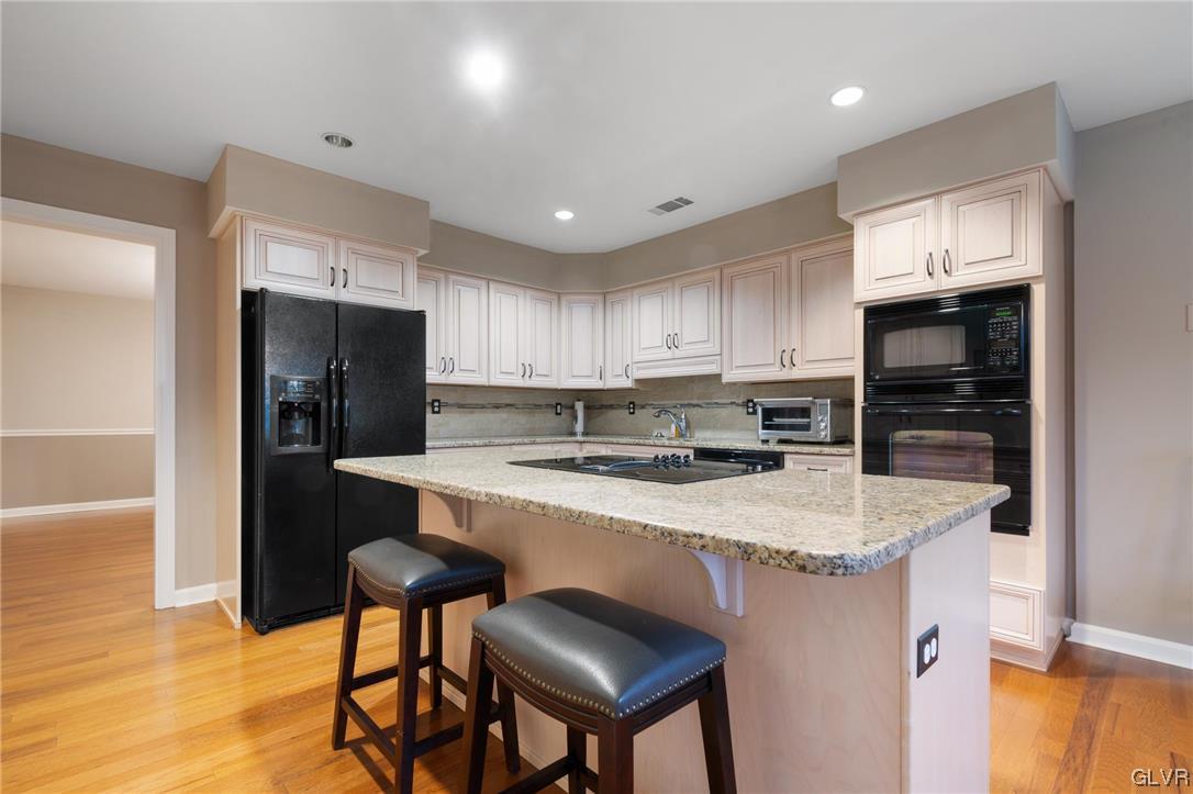 2882 Sheffield Drive