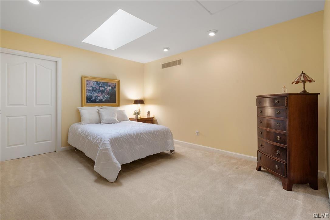 2882 Sheffield Drive