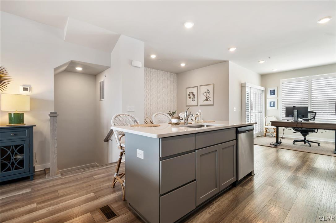 4928 Brookside Court