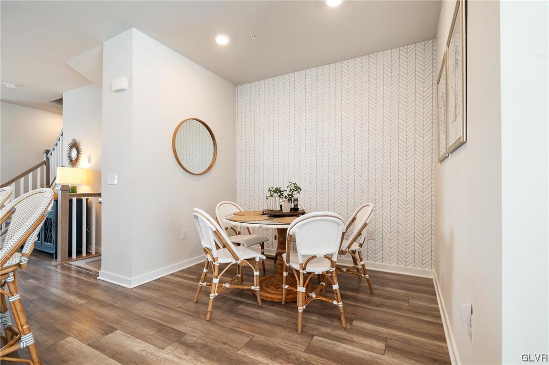 4928 Brookside Court