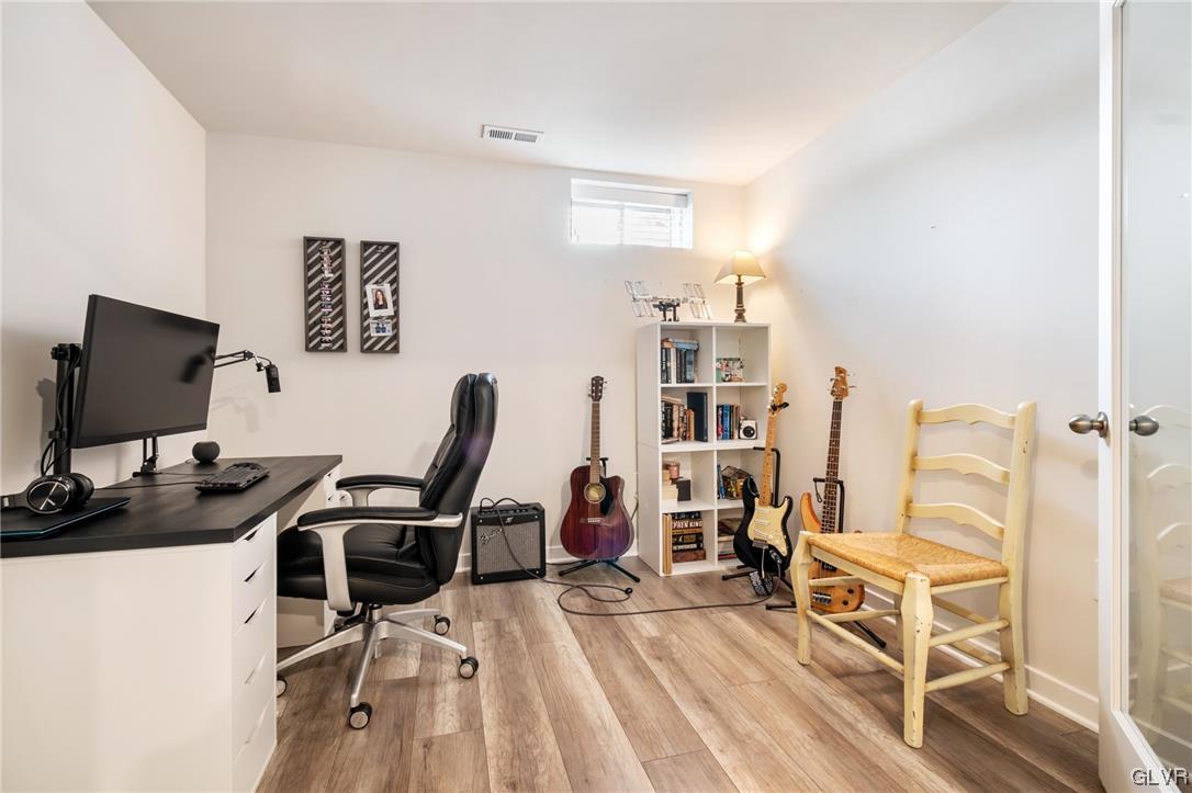 4928 Brookside Court