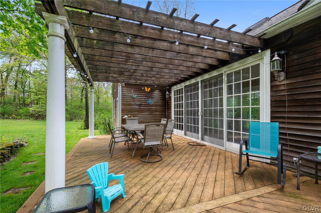 4236 Huckleberry Road