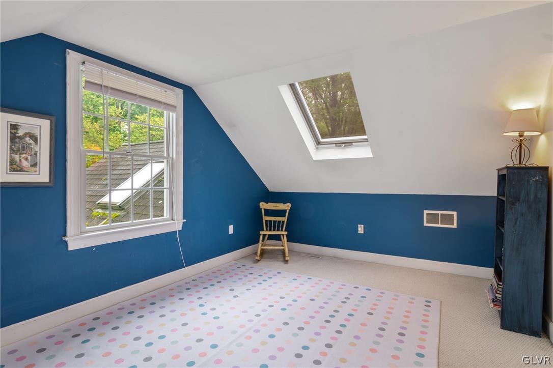 4236 Huckleberry Road