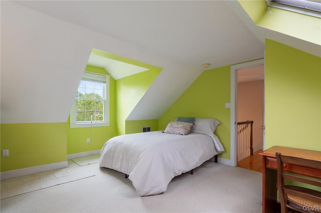 4236 Huckleberry Road