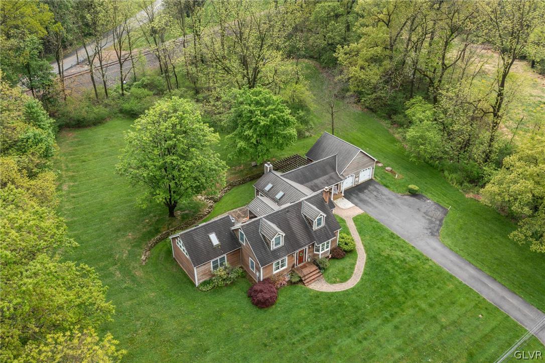 4236 Huckleberry Road