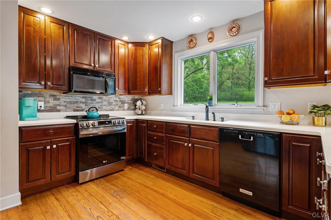 4236 Huckleberry Road