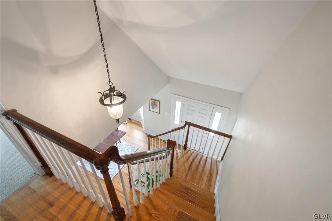 4236 Huckleberry Road