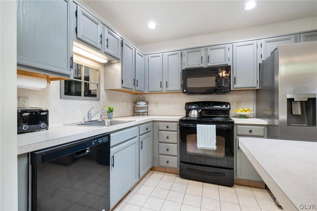 5747 Whitemarsh Drive