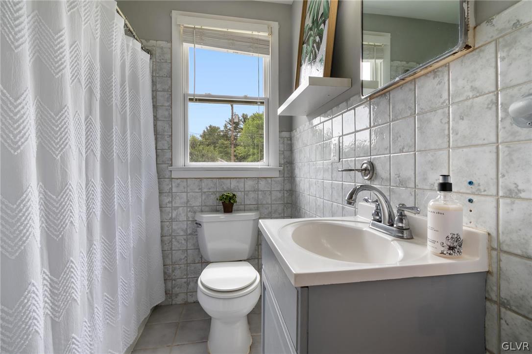 1642 Magnolia Avenue