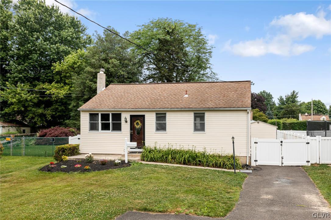 1642 Magnolia Avenue