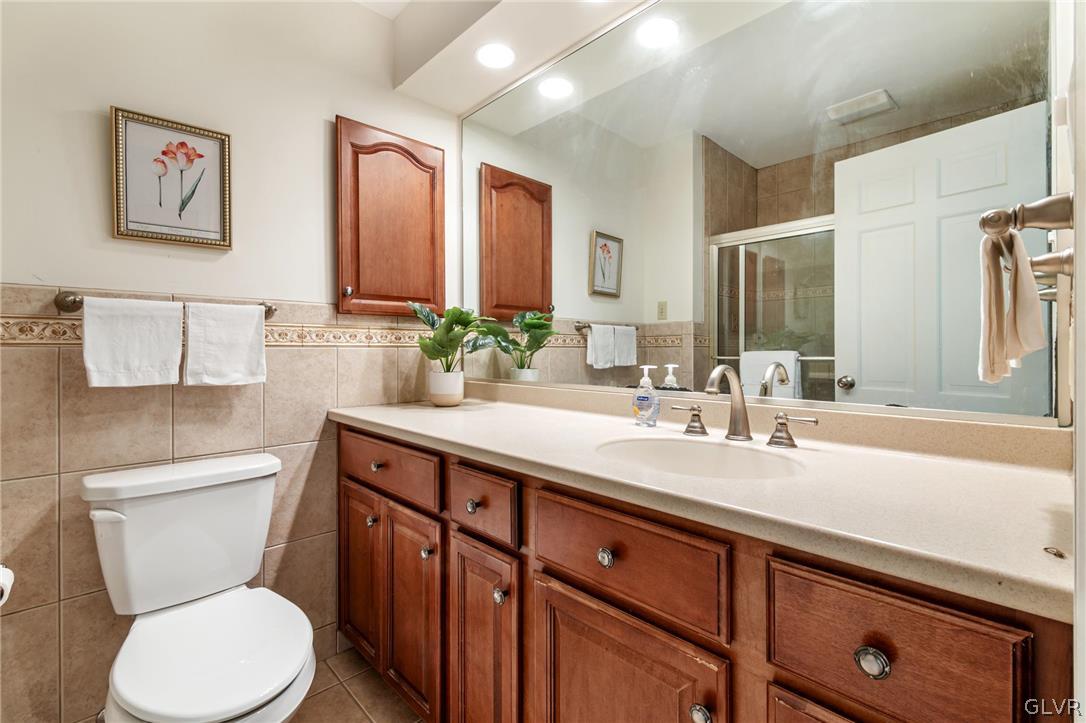 2890 Fairfield Drive