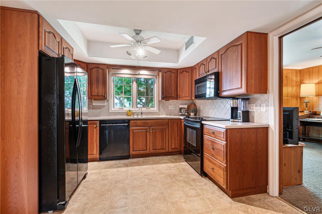 2890 Fairfield Drive