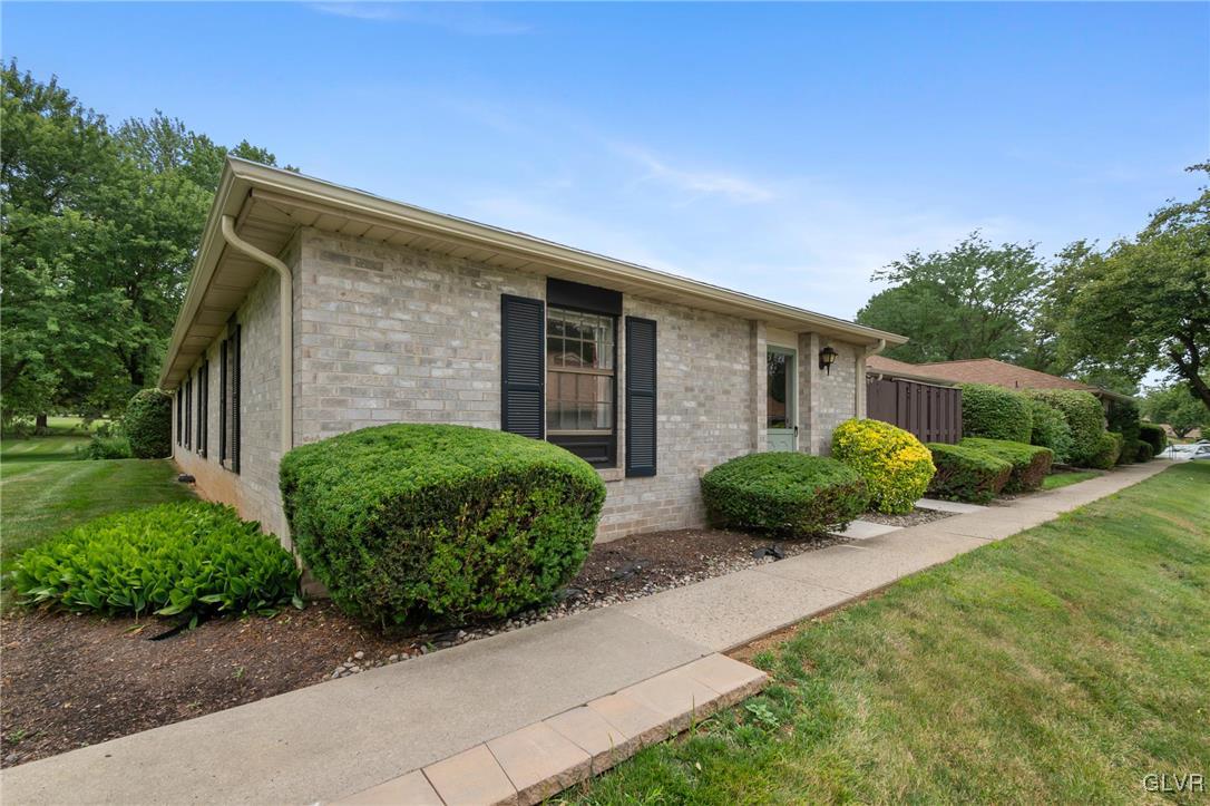 2871 Springhaven Place