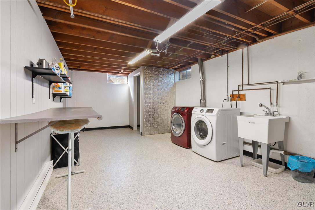 130 North Scenic Street