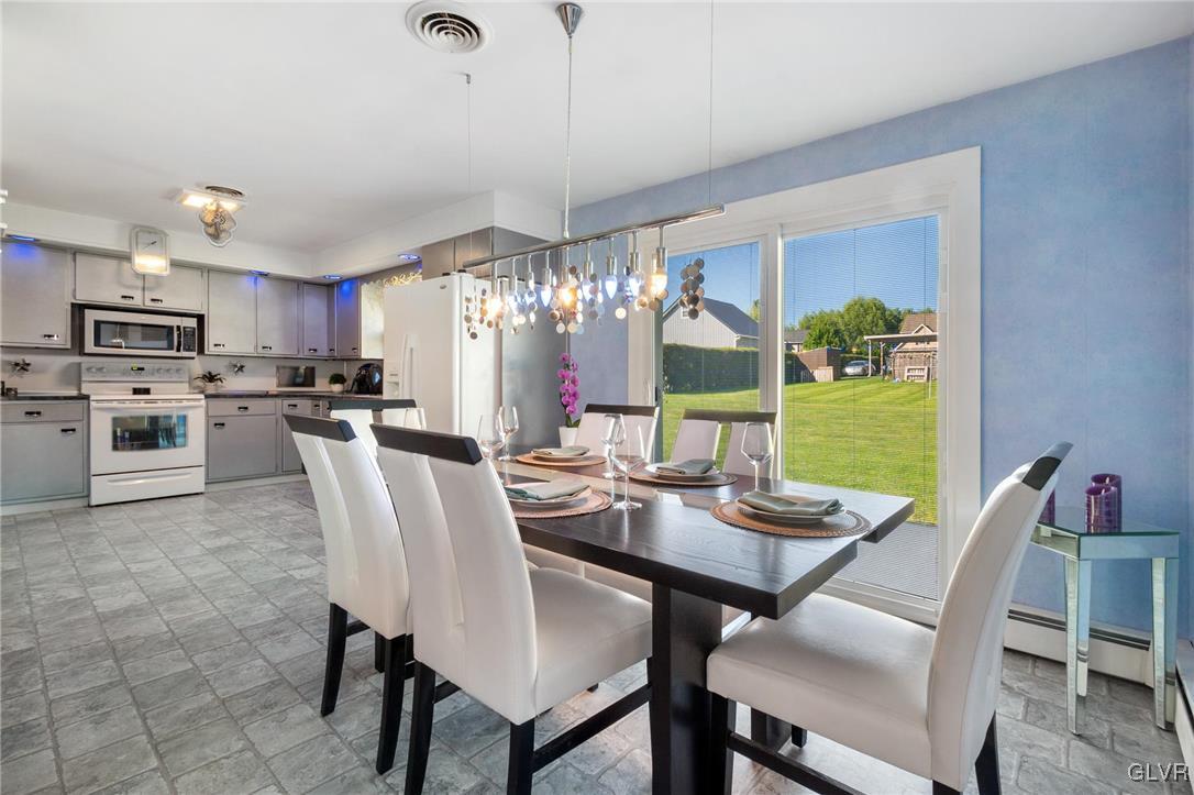 130 North Scenic Street