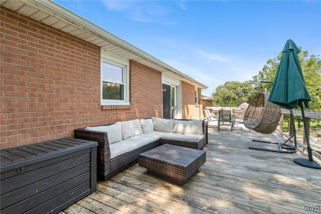 657 Fairmount Street