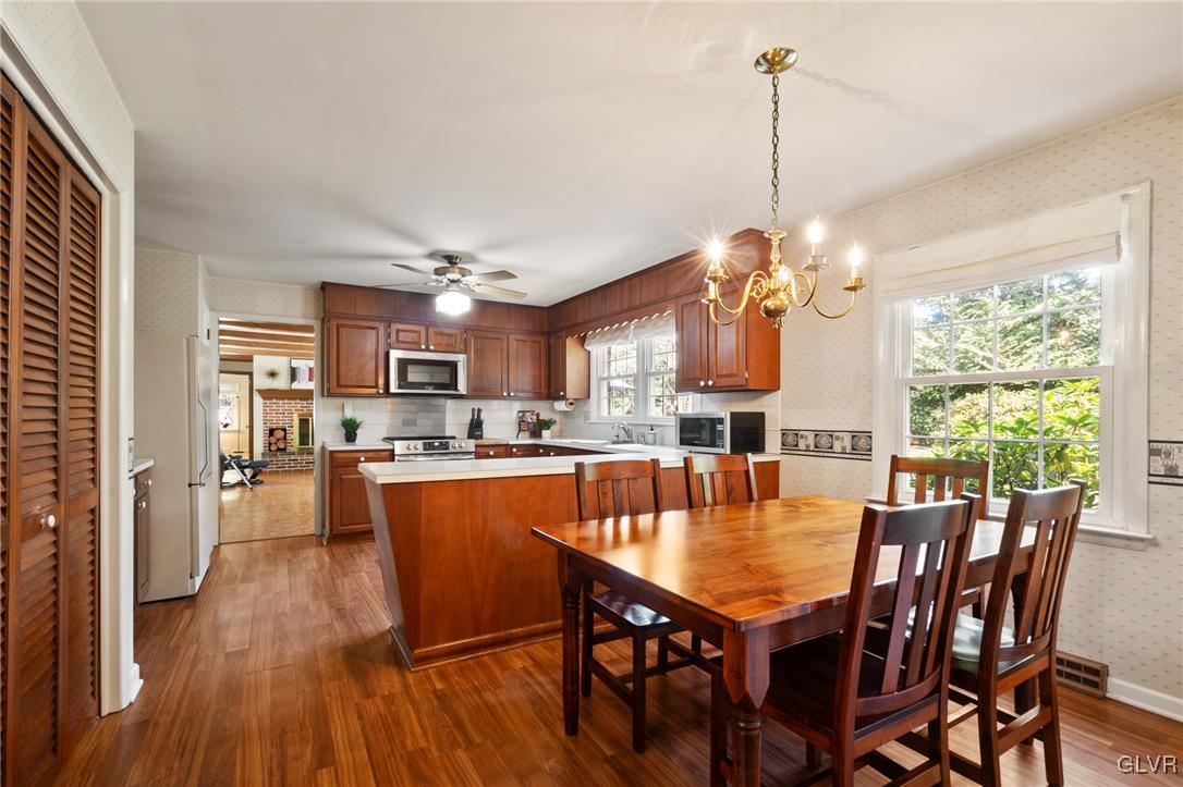 827 Traylor Drive