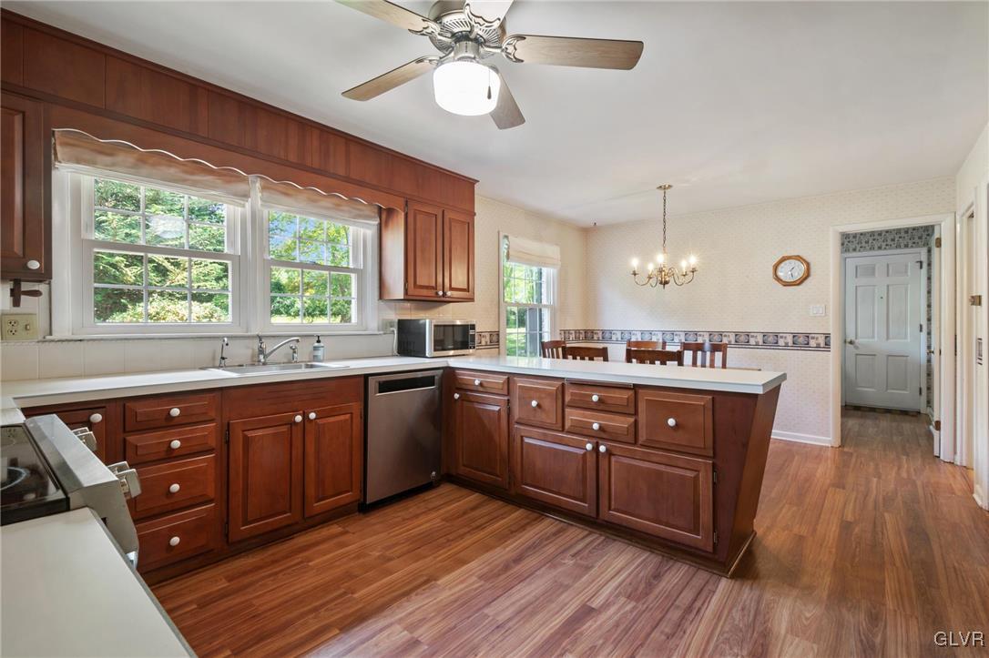 827 Traylor Drive