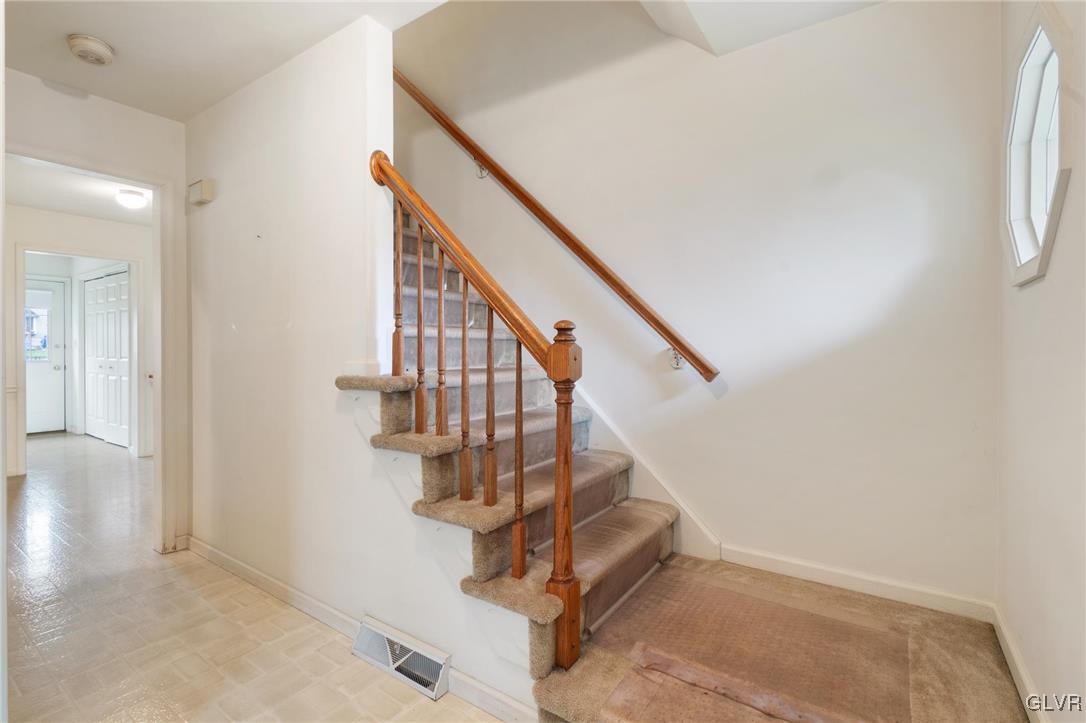 1745 33rd Street Southwest