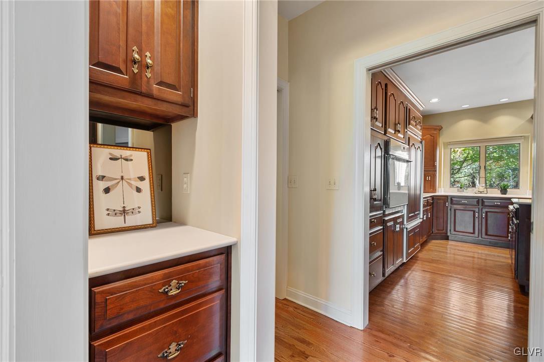 1924 Peach Tree Lane