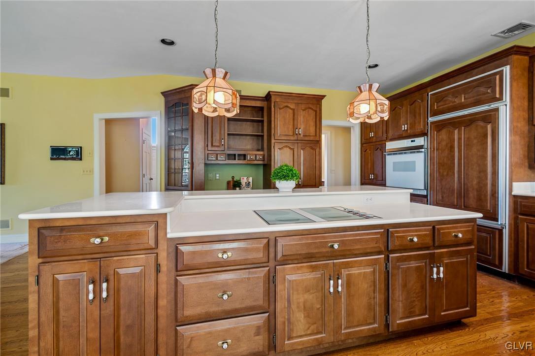 1924 Peach Tree Lane