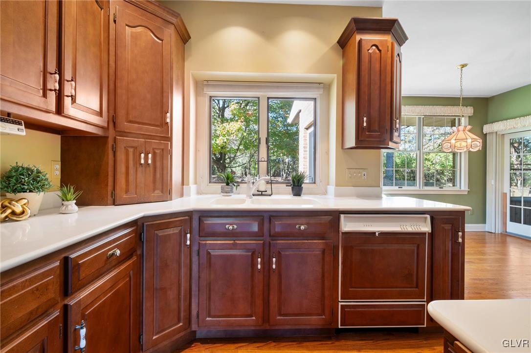 1924 Peach Tree Lane