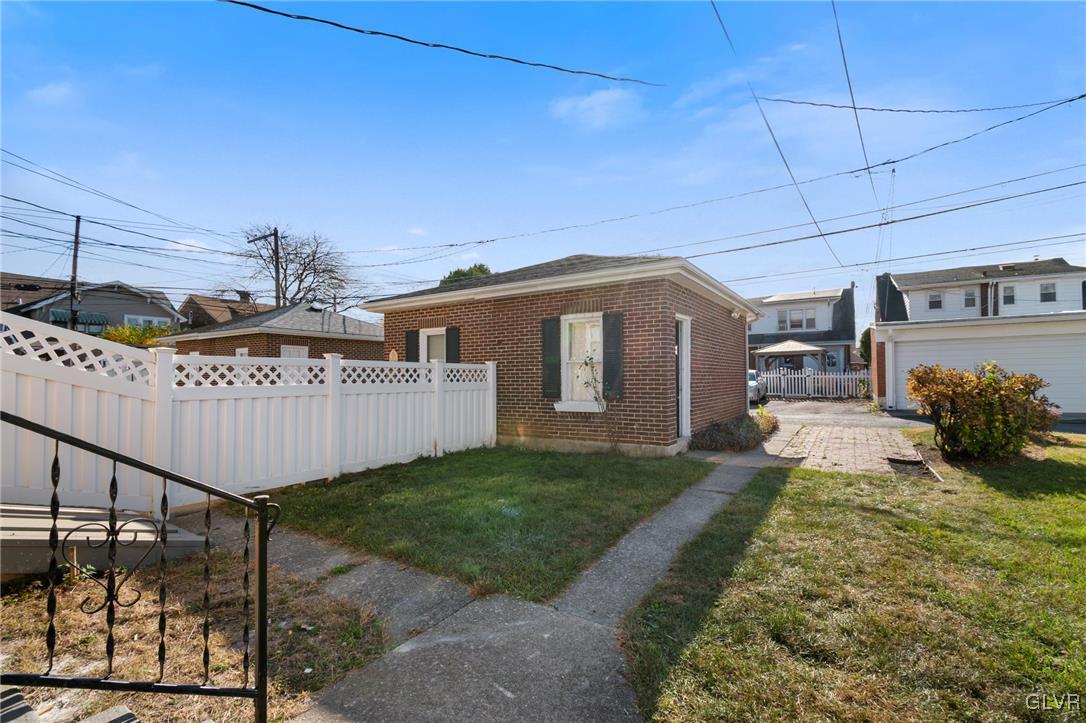 1920 West Washington Street