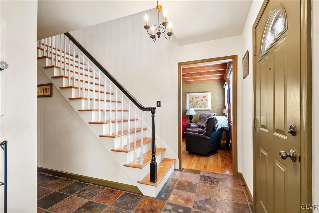 5193 West Hopewell Road