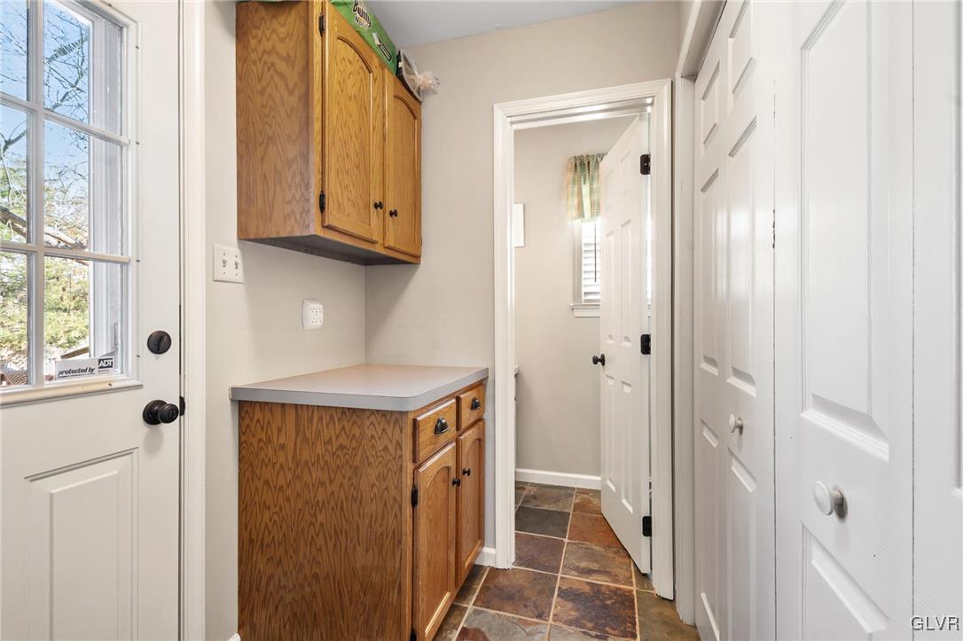 5193 West Hopewell Road