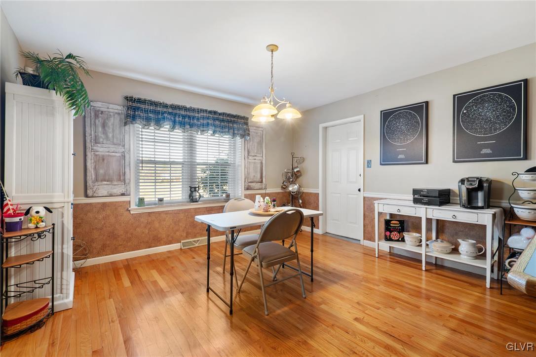 5193 West Hopewell Road