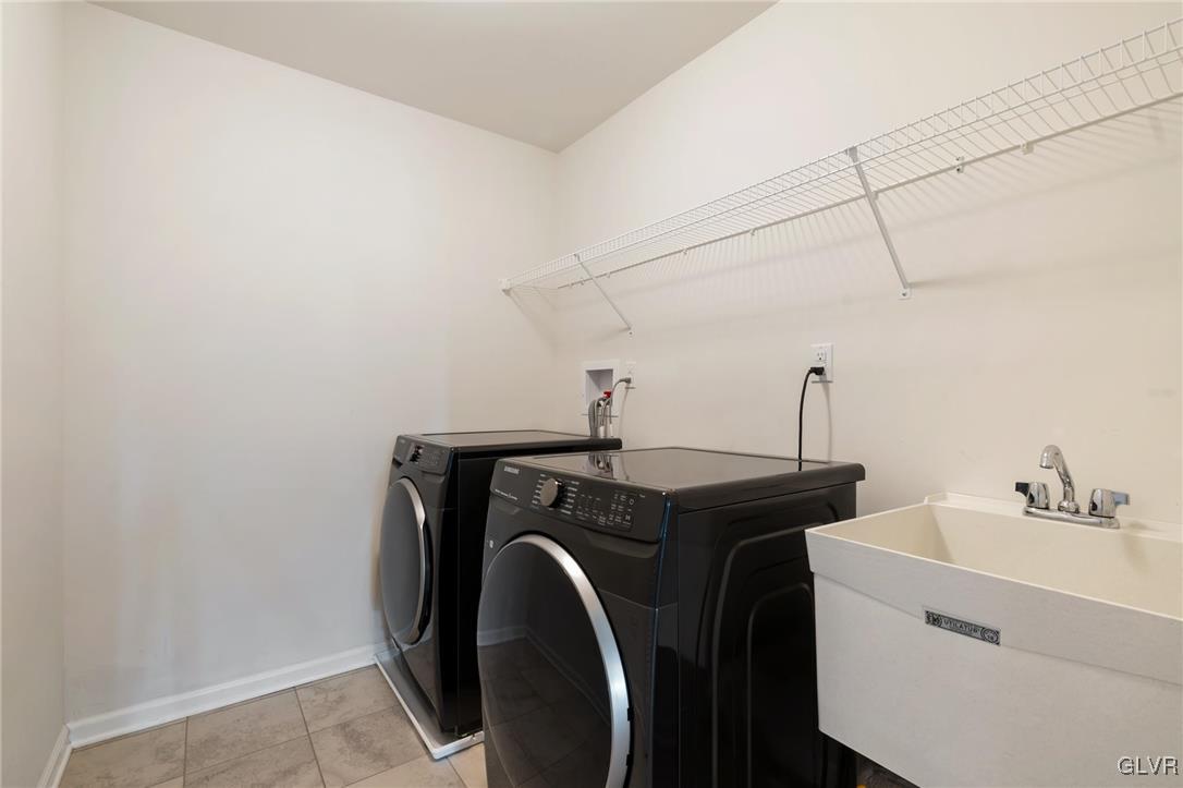 5880 Saucon Ridge Road