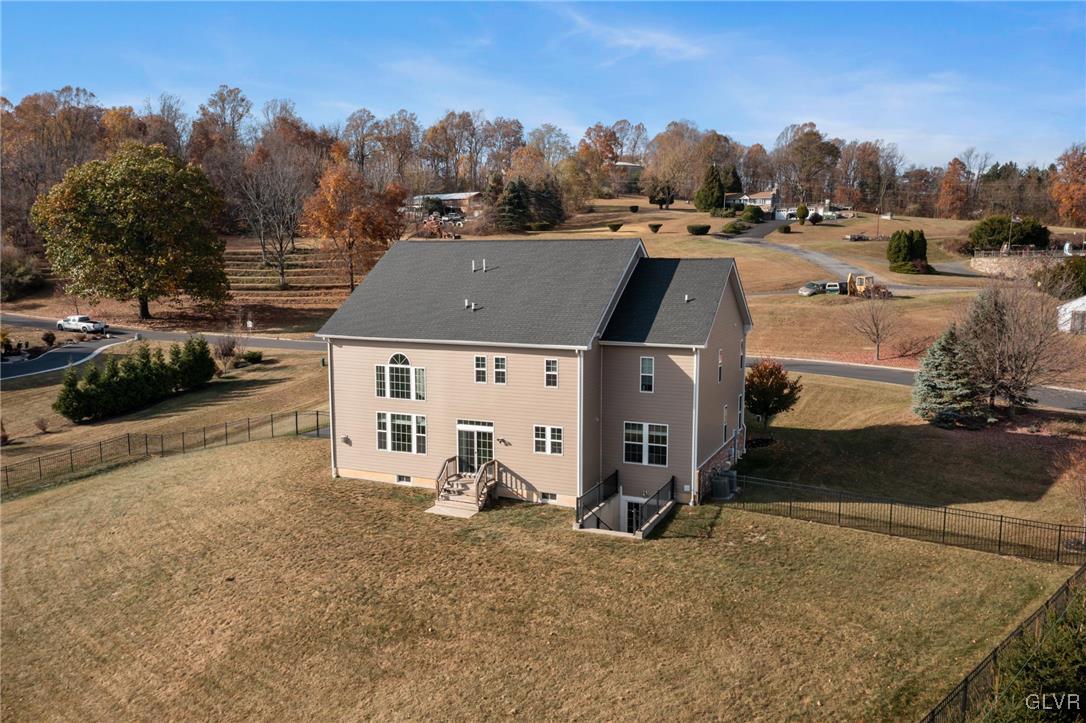 5880 Saucon Ridge Road