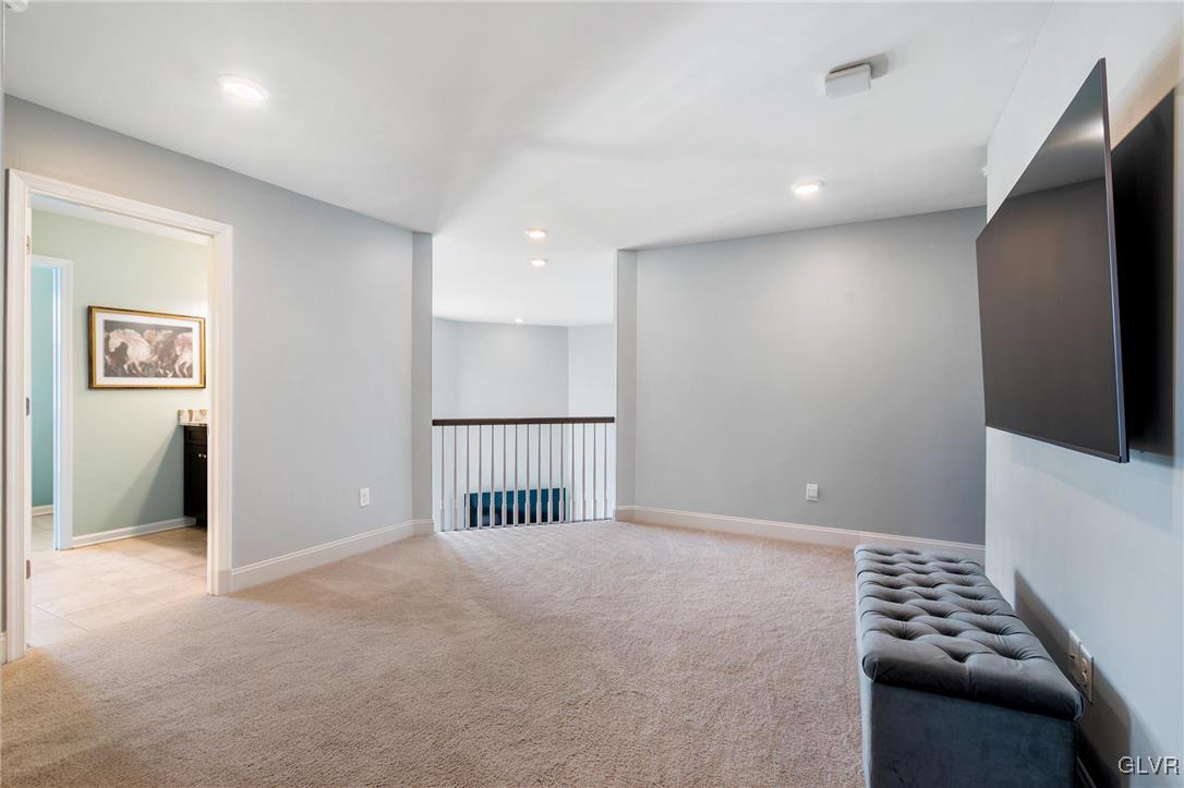 5880 Saucon Ridge Road