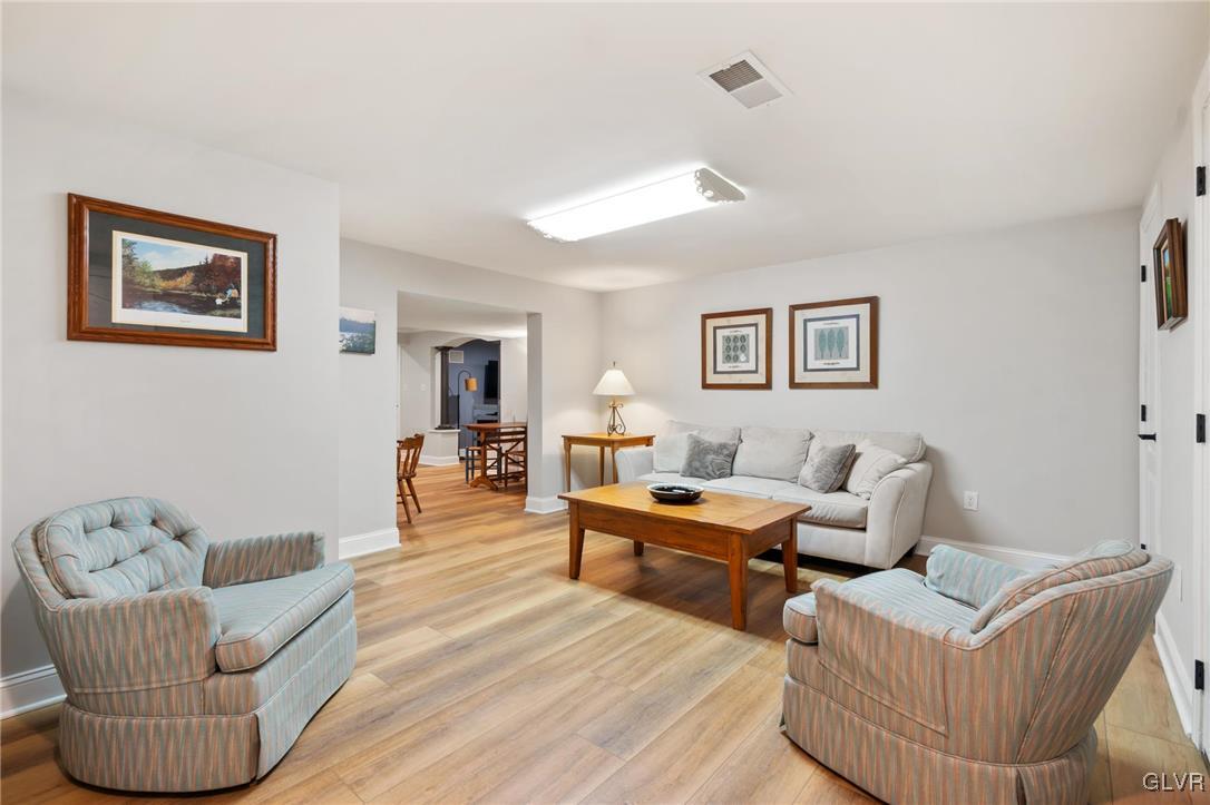 6448 Mallard Lane
