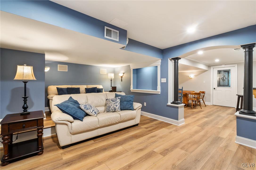 6448 Mallard Lane