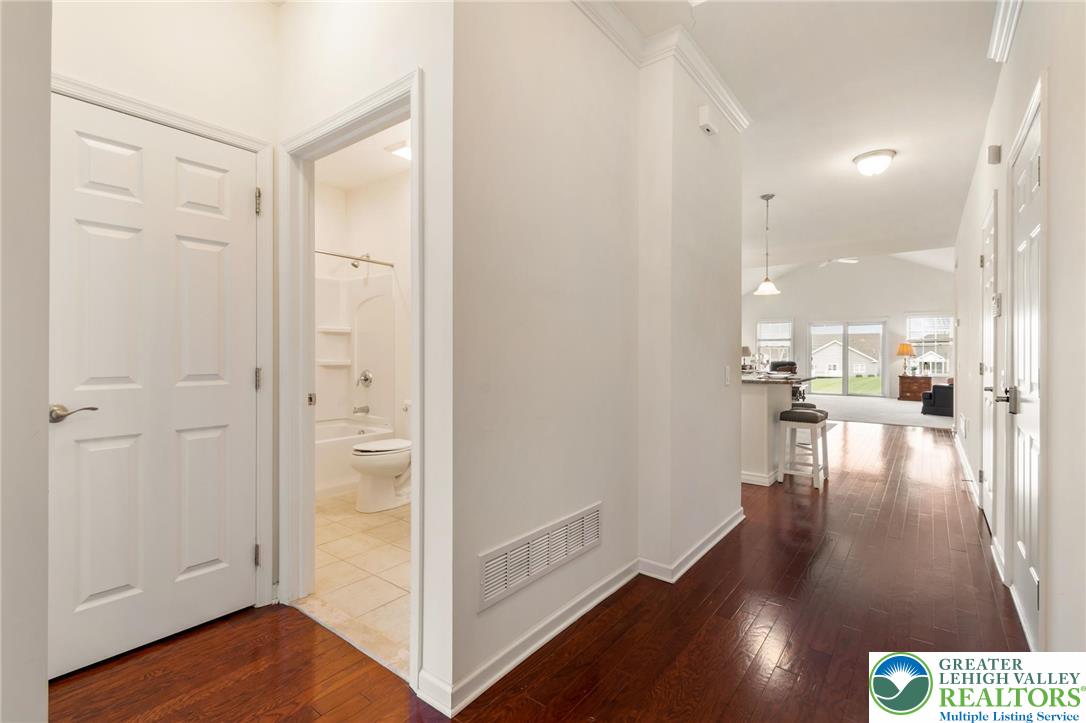 1070 Resolution Drive