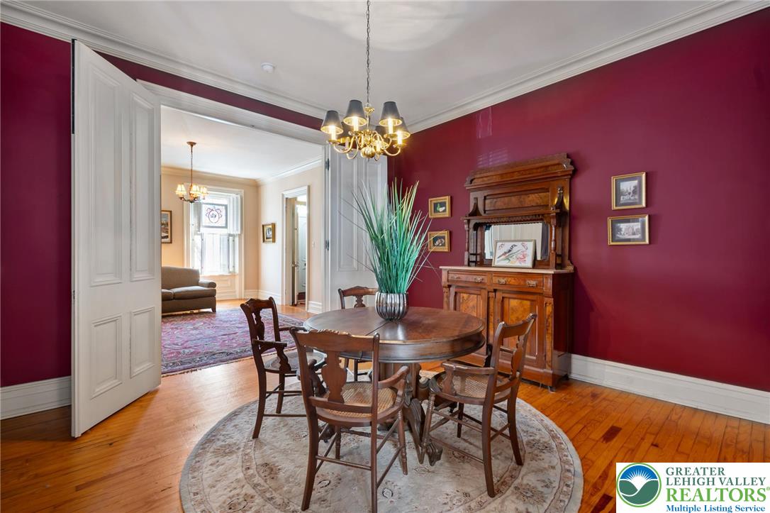 945 West Turner Street