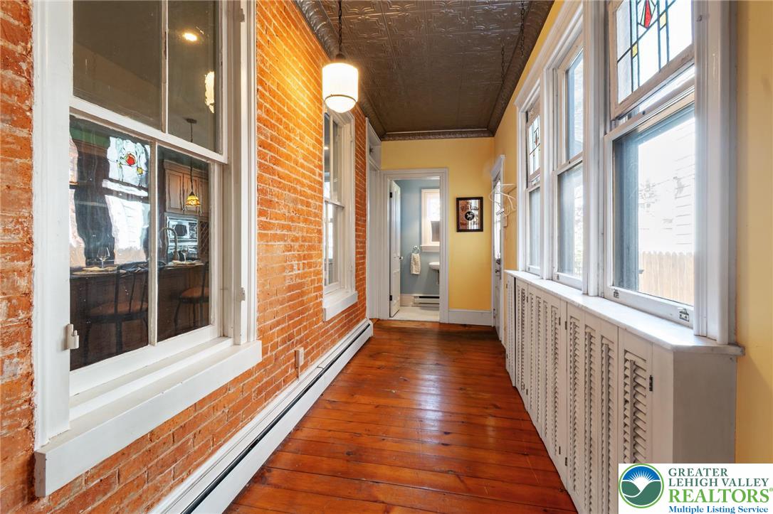 945 West Turner Street