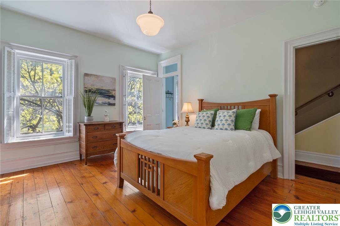 945 West Turner Street