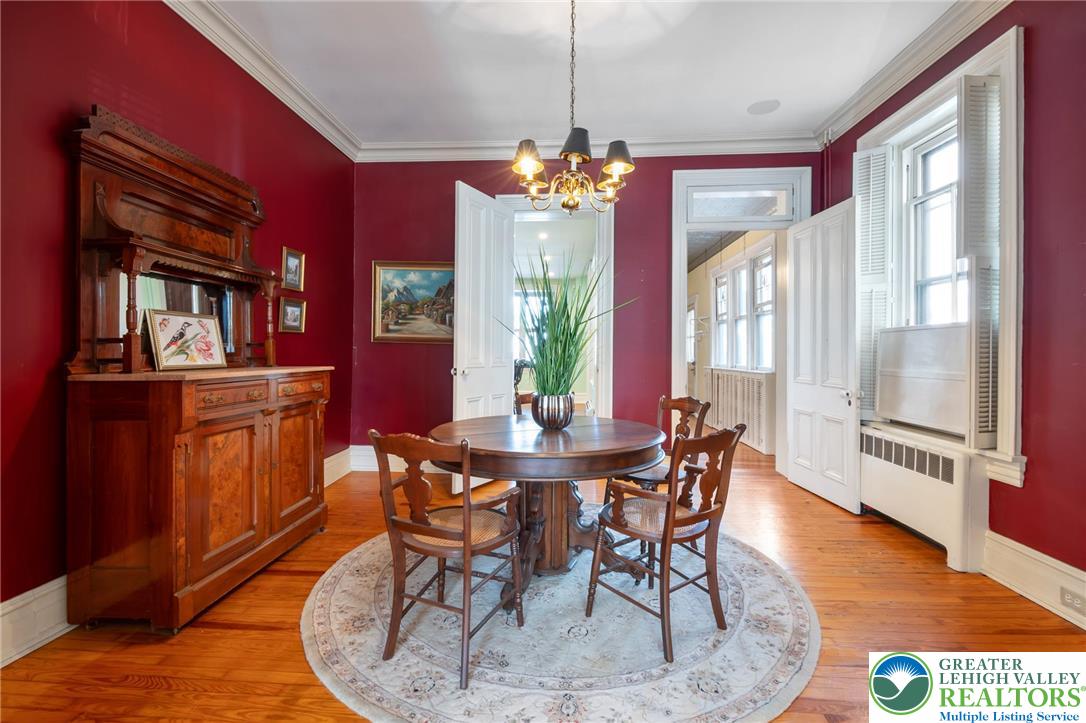 945 West Turner Street